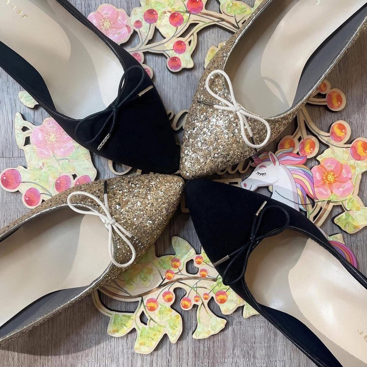 On Sale❤️快閃⚡️❤️$603 VIP$585 🇯🇵 新品 日本制 Jelly Beans 高跟鞋 125-08421 小鞋帶蝴蝶結漂亮 內裡全包棉布 粗踭非常好著 5cm 高 正常碼 黑/金2色入