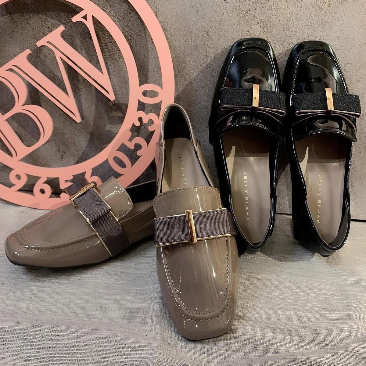 On Sale ❤️$570 VIP$550🇯🇵 Jelly Beans  立體蝴蝶結平底鞋🥿  210-40341 華田/黑 2色入