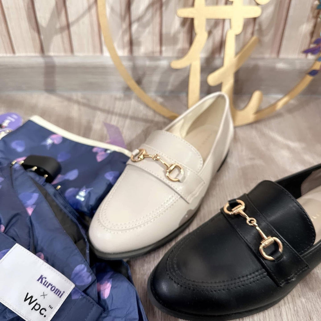 On Sale $450 VIP$430 🇯🇵 Jelly Beans ☔️☀️🌦️晴雨兩著鞋款 1.5cm高 防跣鞋底415-10100米白/黑 2色入