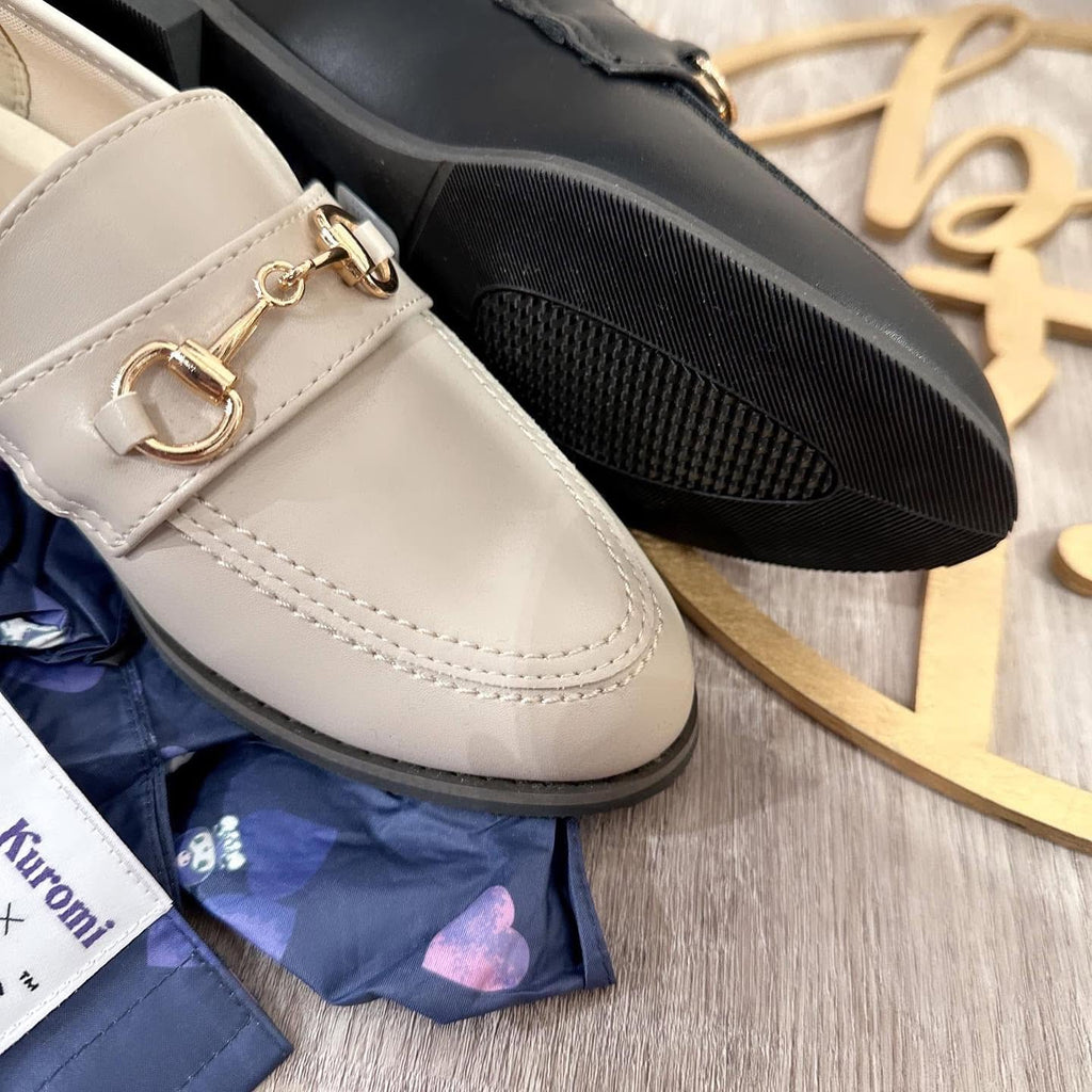 On Sale $450 VIP$430 🇯🇵 Jelly Beans ☔️☀️🌦️晴雨兩著鞋款 1.5cm高 防跣鞋底415-10100米白/黑 2色入
