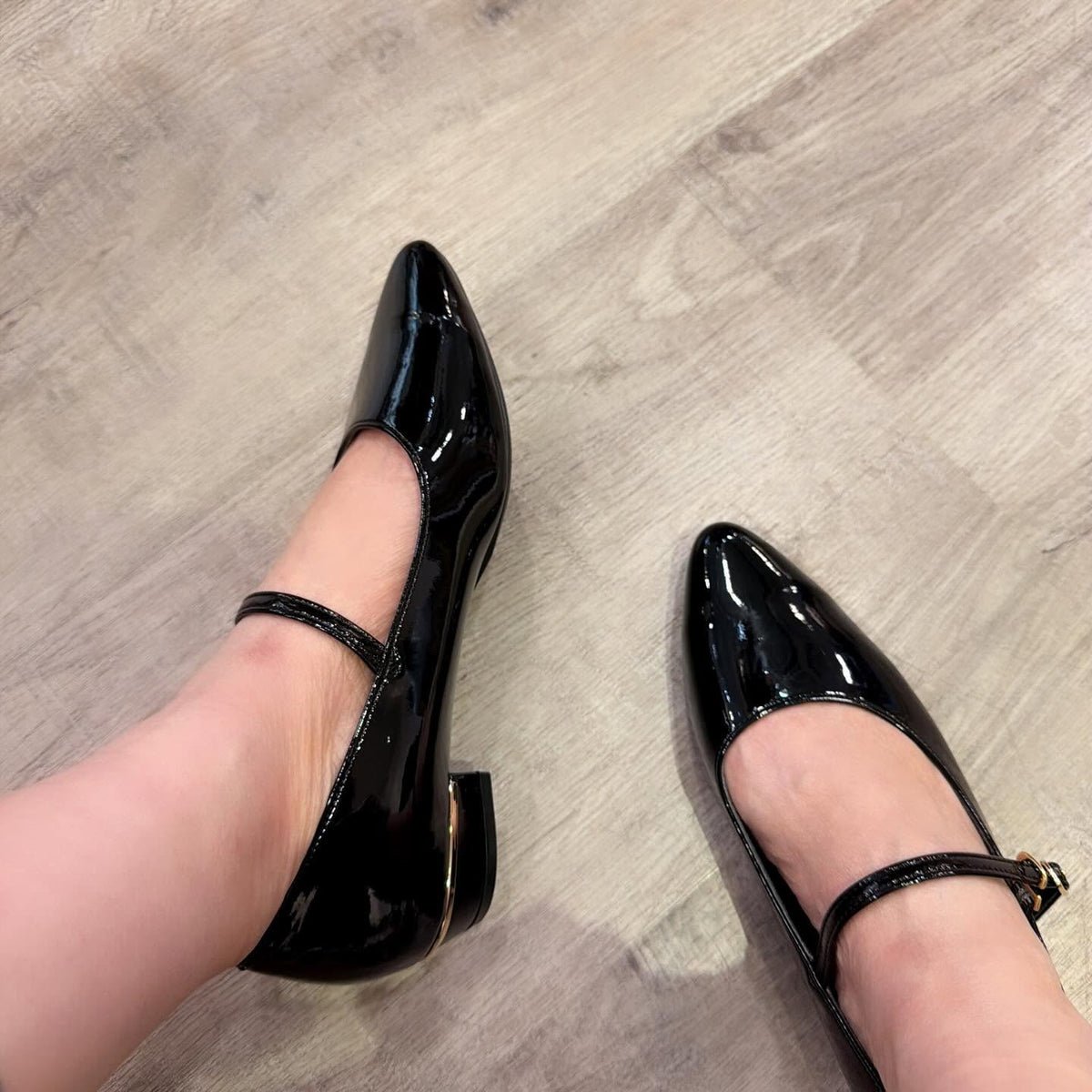 ❤️$590 VIP$570 🇯🇵 新品 日本製 Pied du lapan 2cm高底鞋 508412B 黑/杏2色入 正常碼
