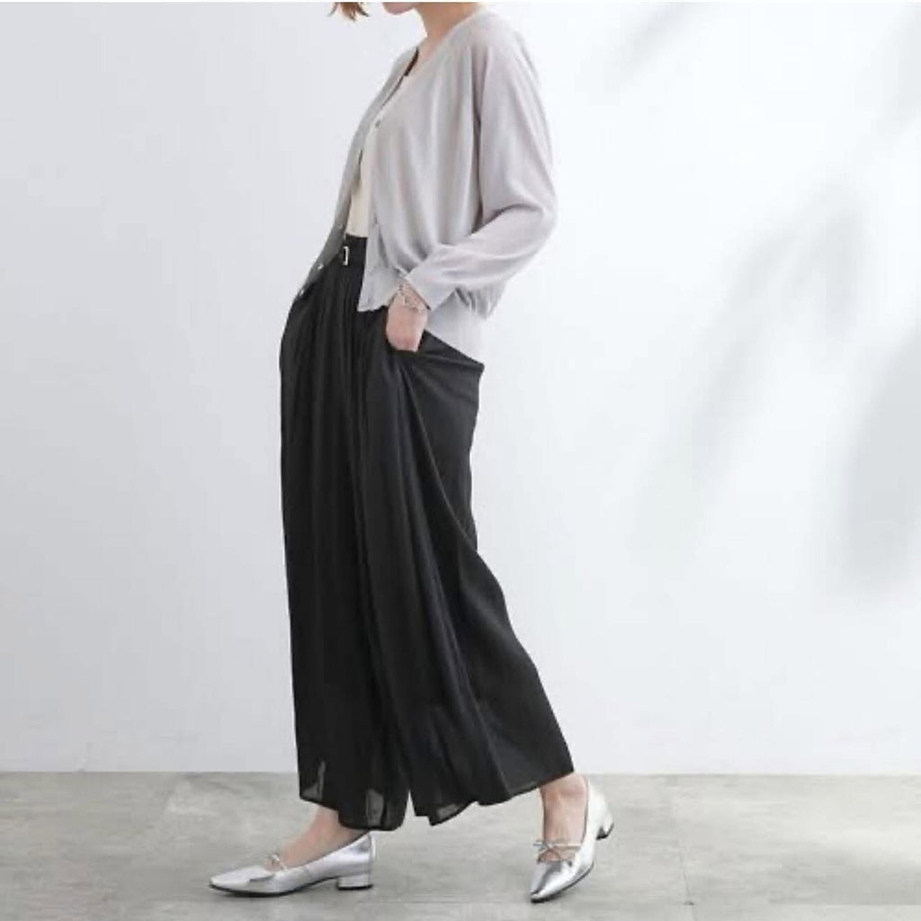 On Sale ❤️快💨閃$299 🇯🇵 新品 Grove 背面橡筋腰裙褲 768-63024 黑/灰/綠 3色入
