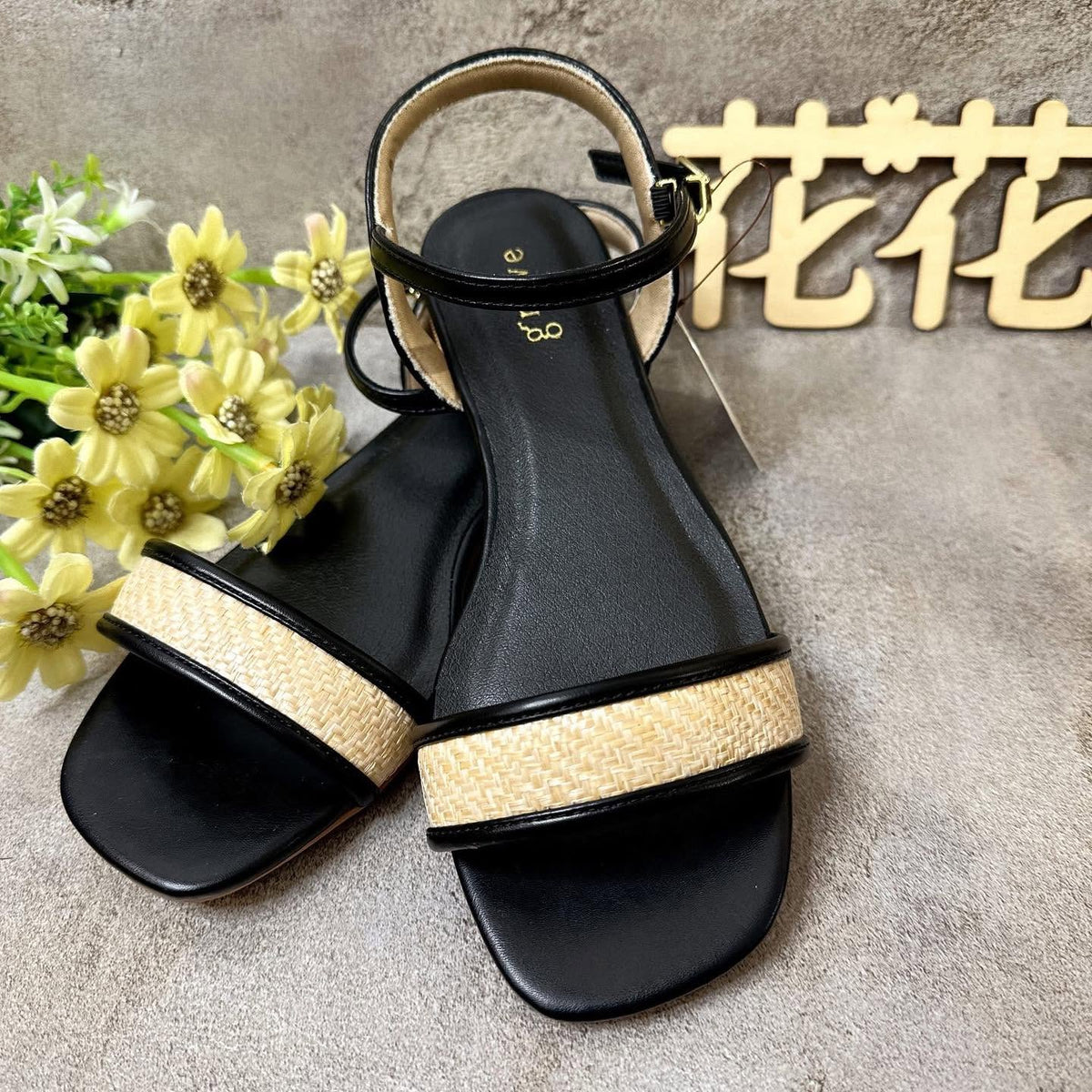 On Sale ❤️$299 VIP$280 🇯🇵 新品 Grove 1.2cm高平底涼鞋 769-12029 銀色/黑色/杏 3色入