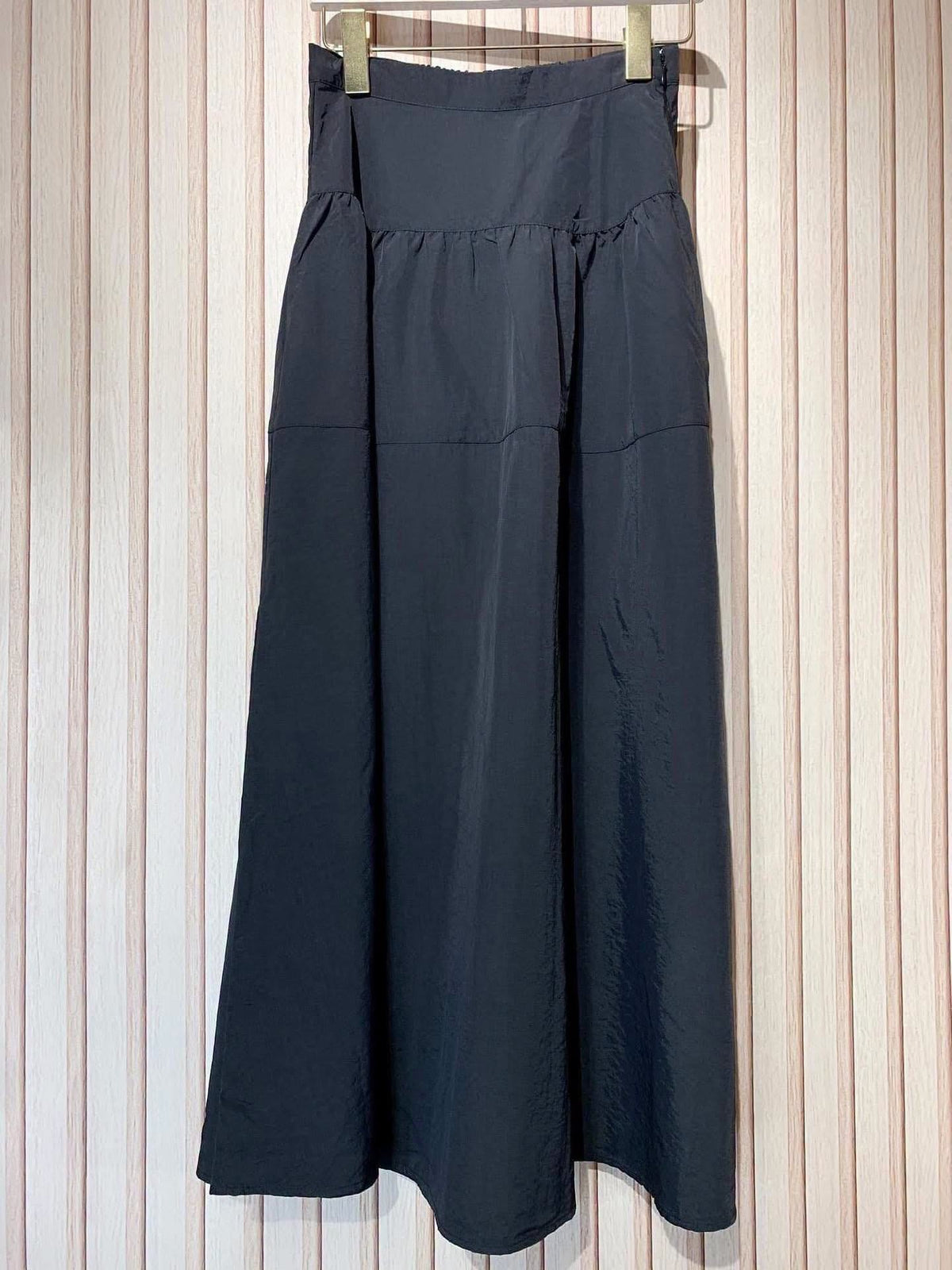 On Sale ♥️快閃⚡️$199 🇯🇵 新品 GYLE 背面橡筋腰半截裙 B68MY-2756 黑/綠2色入