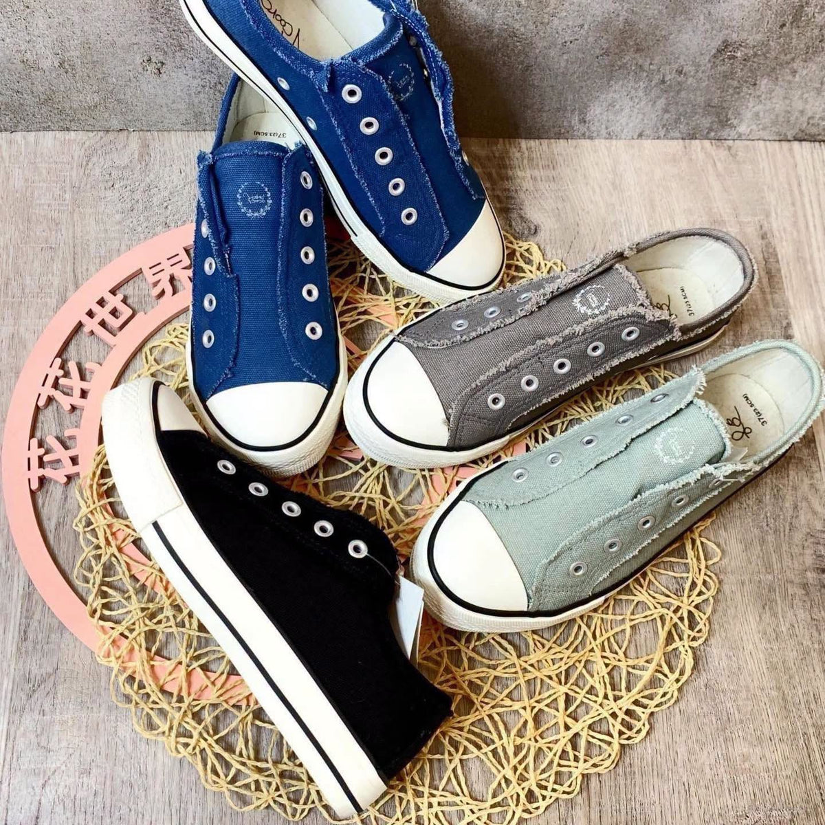 On Sale❤️快閃⚡️$299 🇯🇵 新品 hashed coorde 品牌 布鞋 HC16361